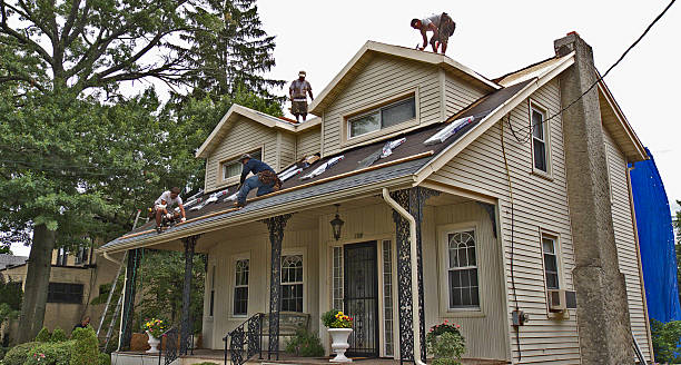 Quick and Trustworthy Emergency Roof Repair Services in Country Walk, FL